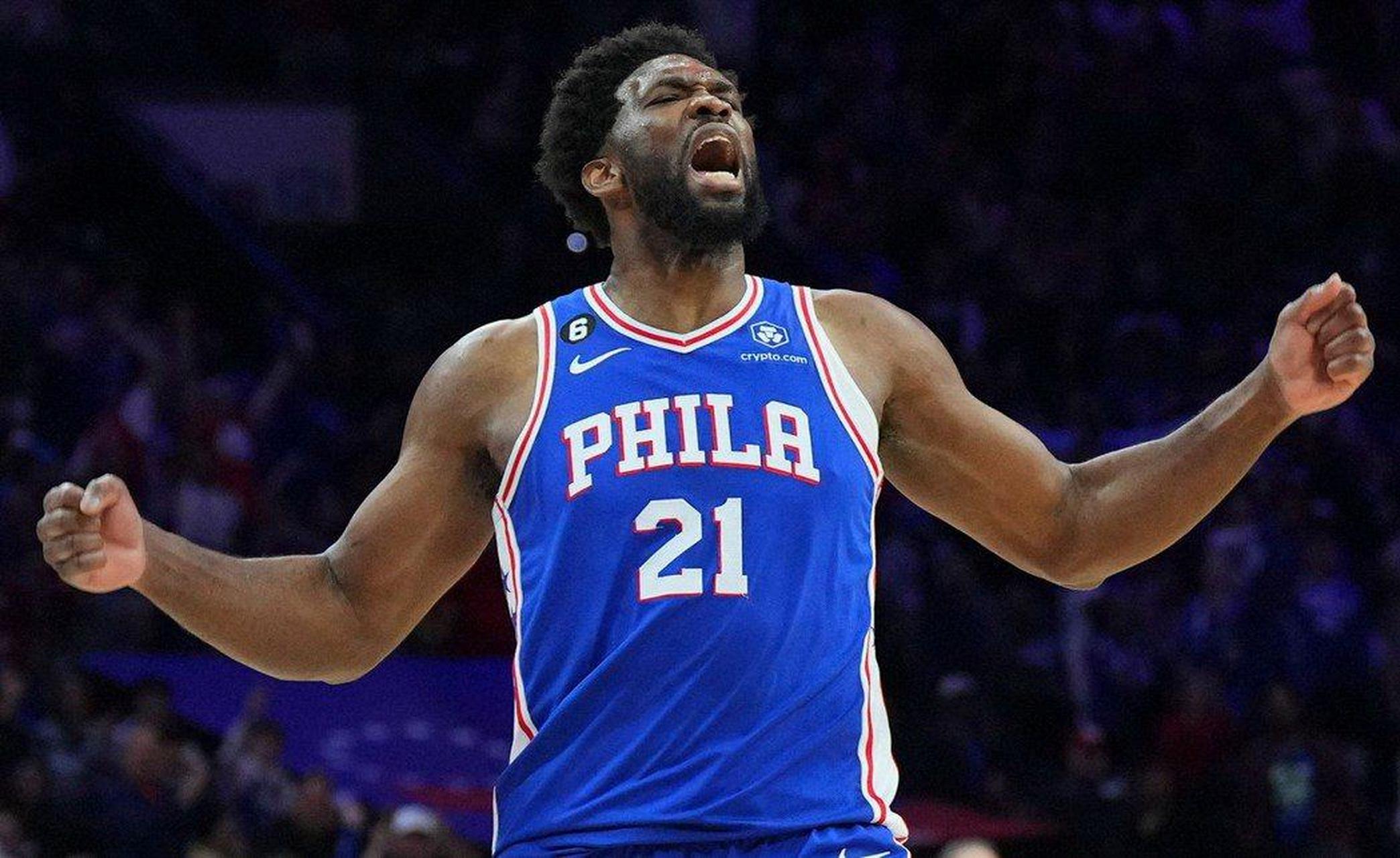 关于魔术逆转灰熊，恩比德统治全场的信息