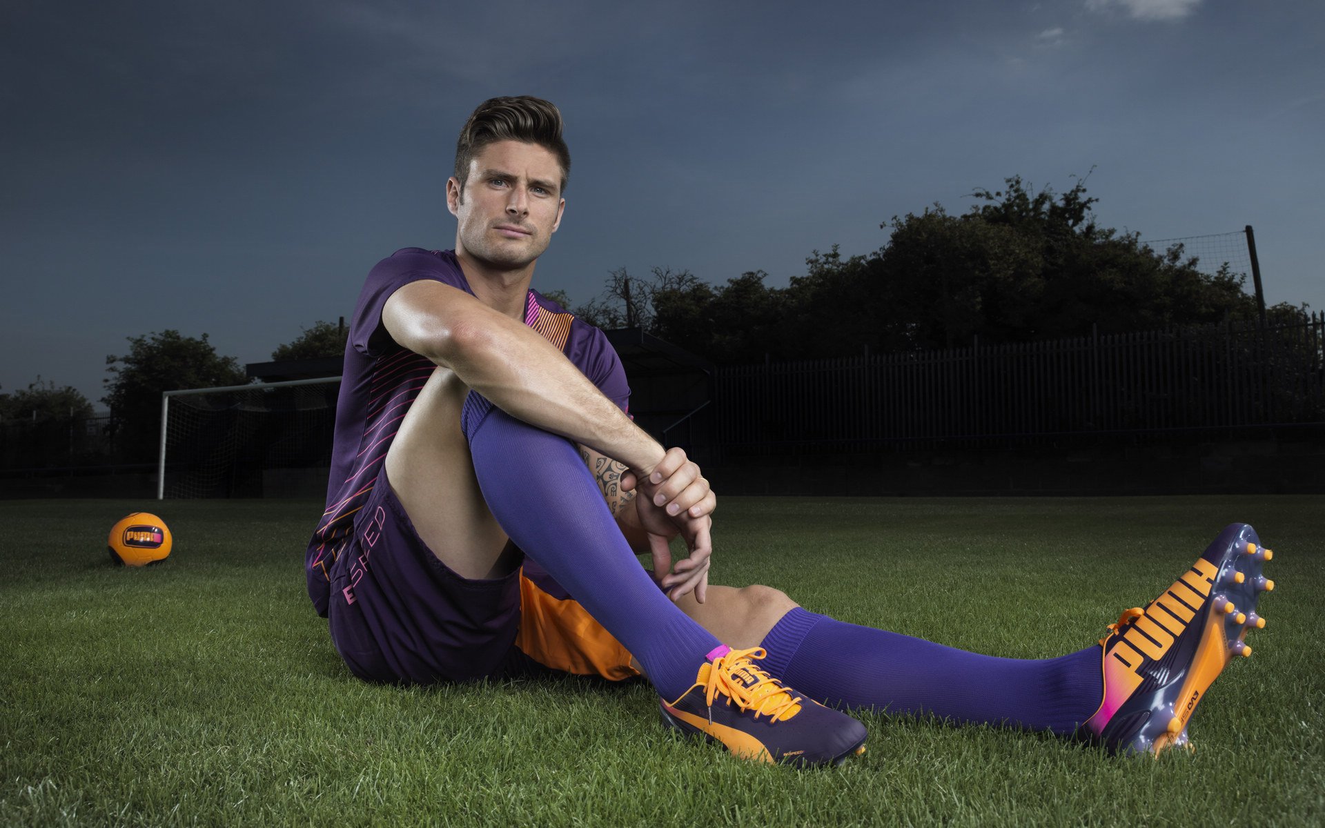 众星沉睡之夜，他让整片大陆听见足球的脉搏