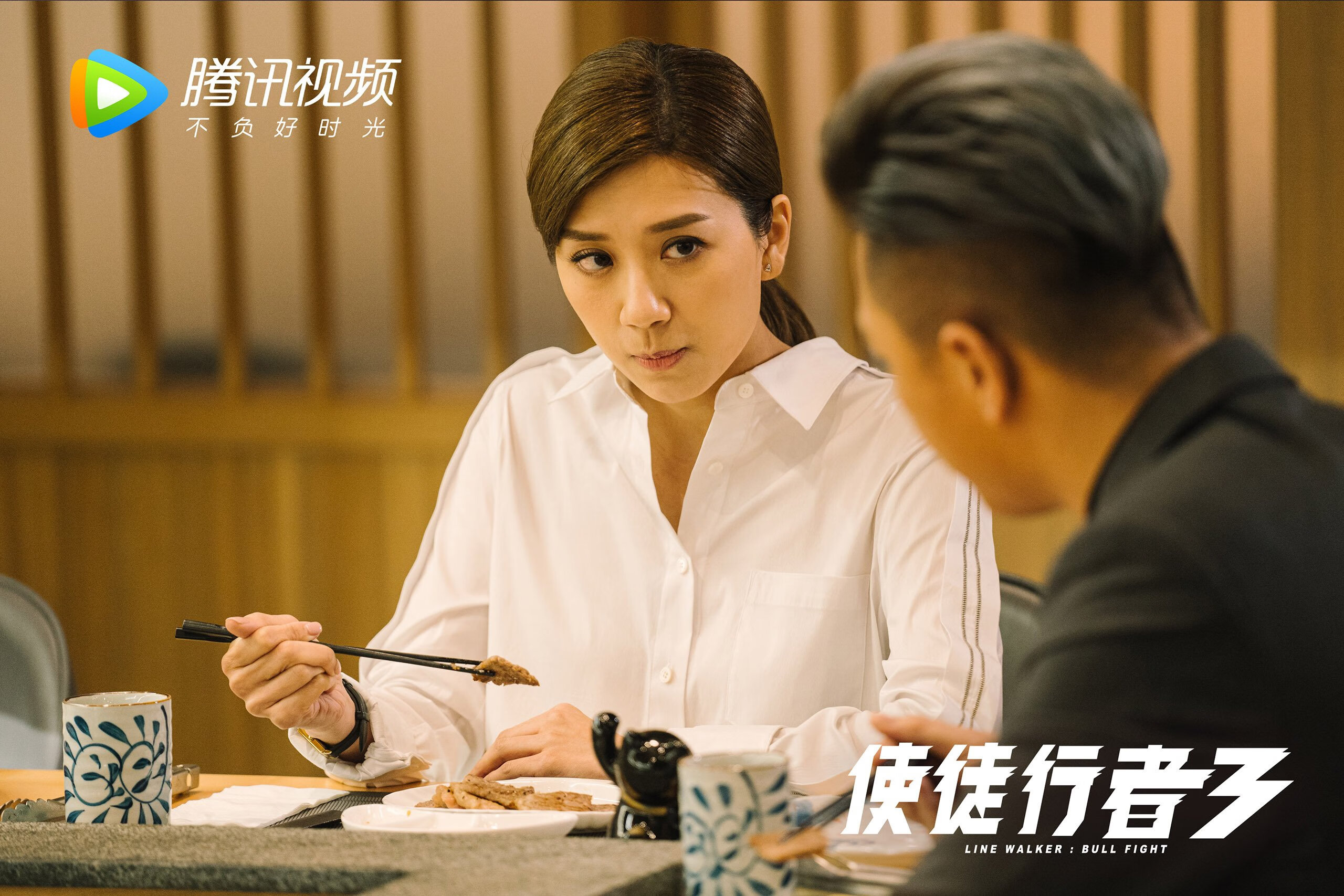 爱德华兹一剑封喉定乾坤，上海男篮客场力擒篮网