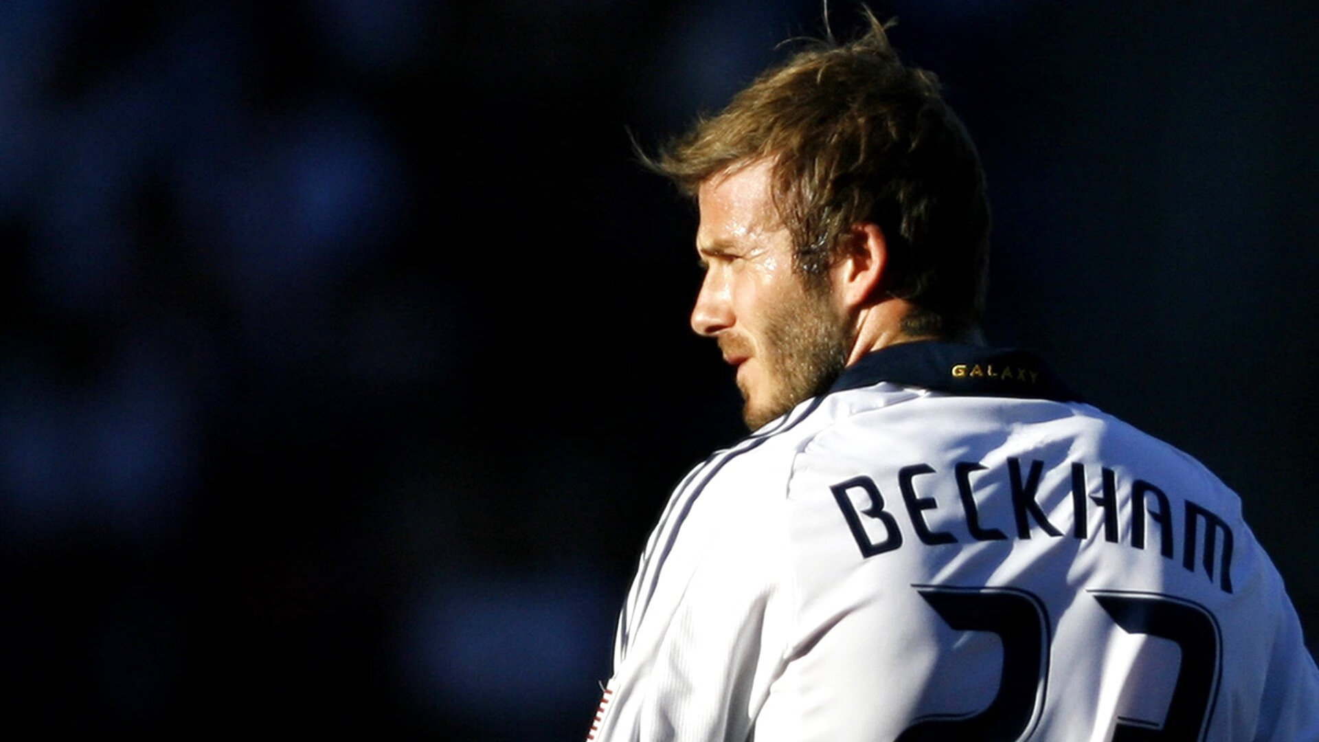 梦幻对决，毕尔巴鄂迎战牙买加，萨内关键战不手软