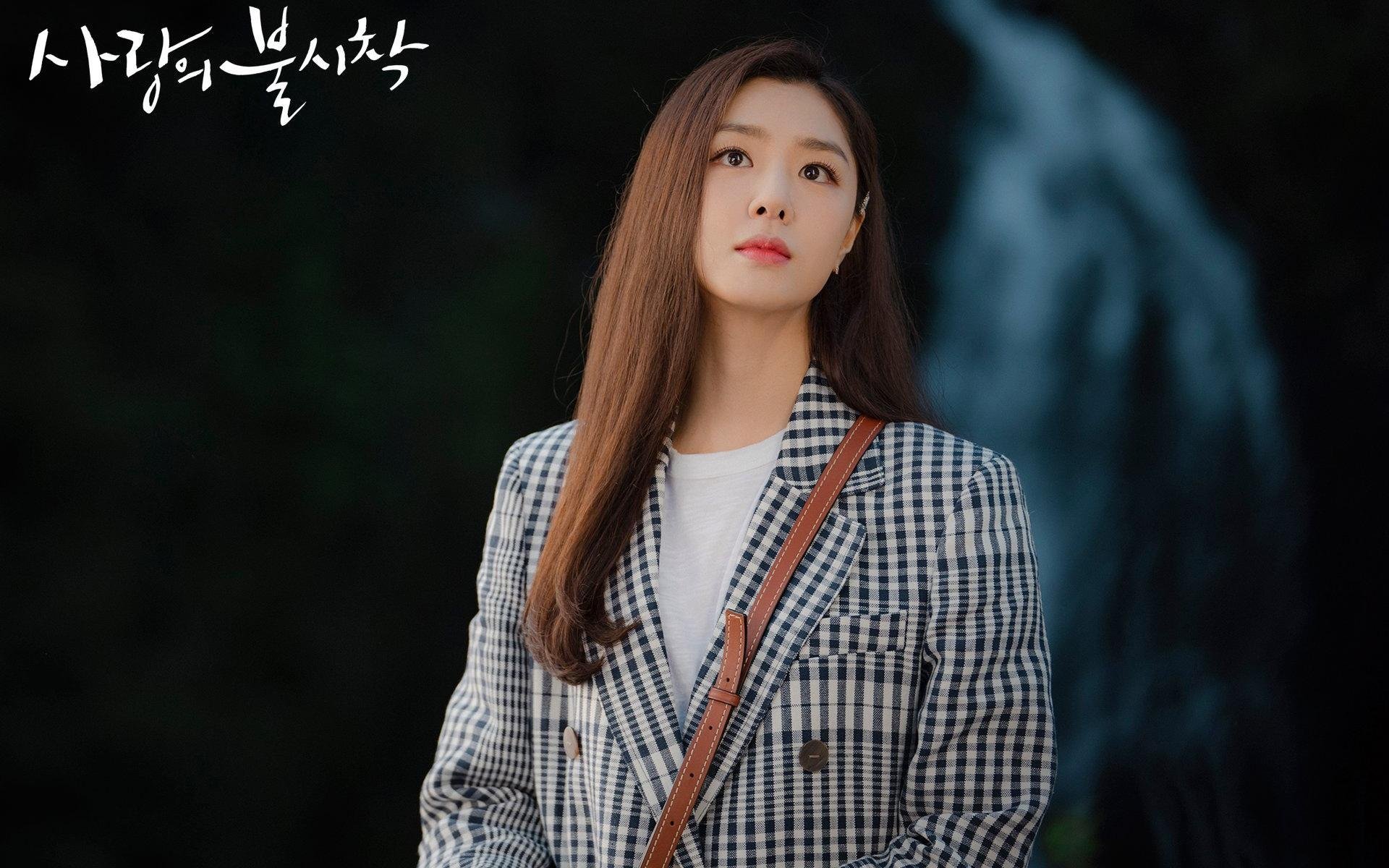 安第斯山脉的奇袭—当智利铁蹄碾过多瑙河防线,巴斯托尼如何撕碎奥地利足球的诗意