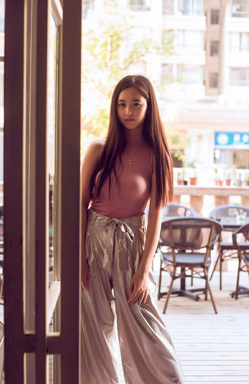 黑旗挥舞！马克西在凤凰城街道用篮球思维收割快船